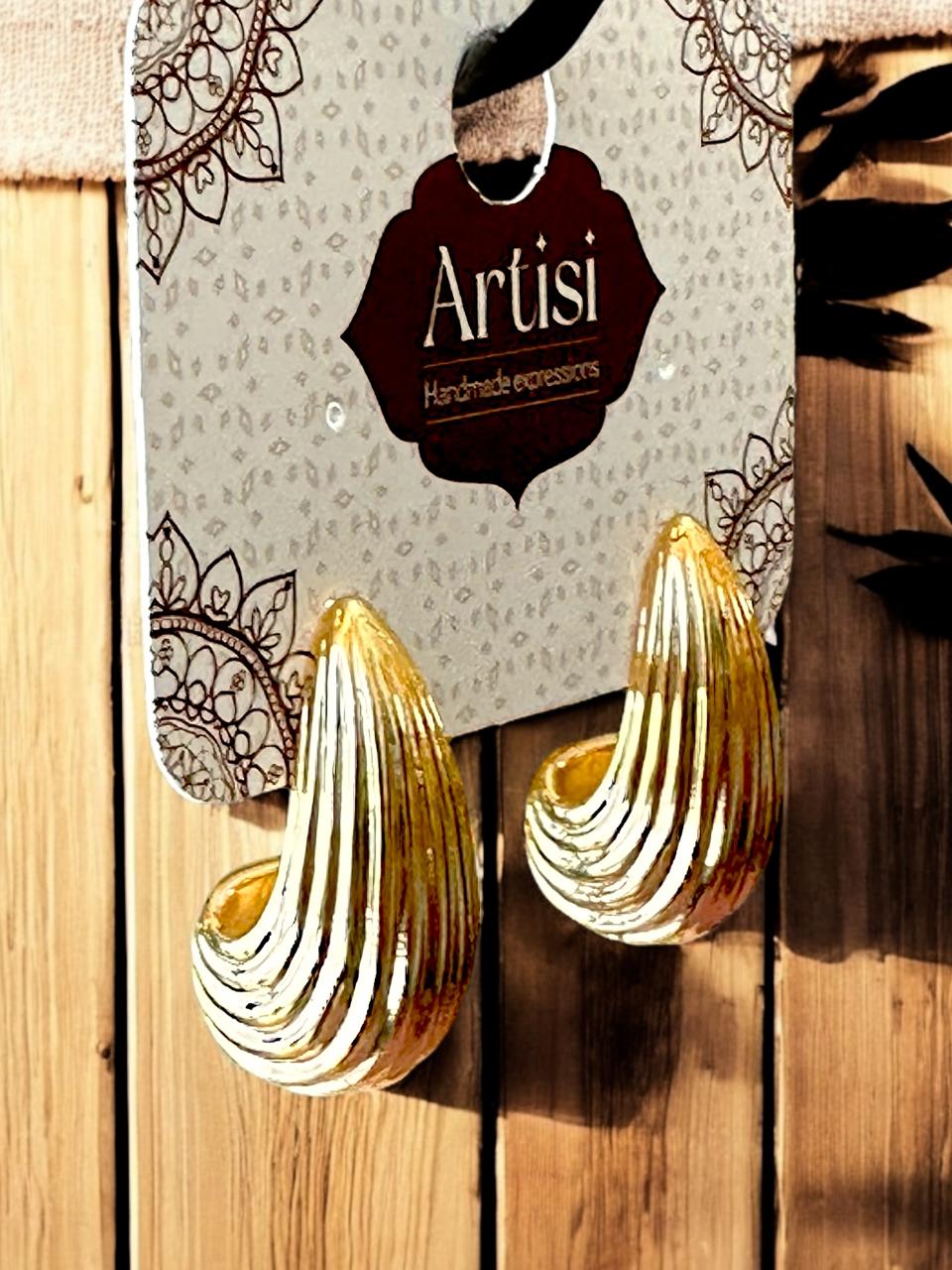 Gold-Plated Teardrop Clip-On Earrings | Ribbed Design | Handmade Accessories