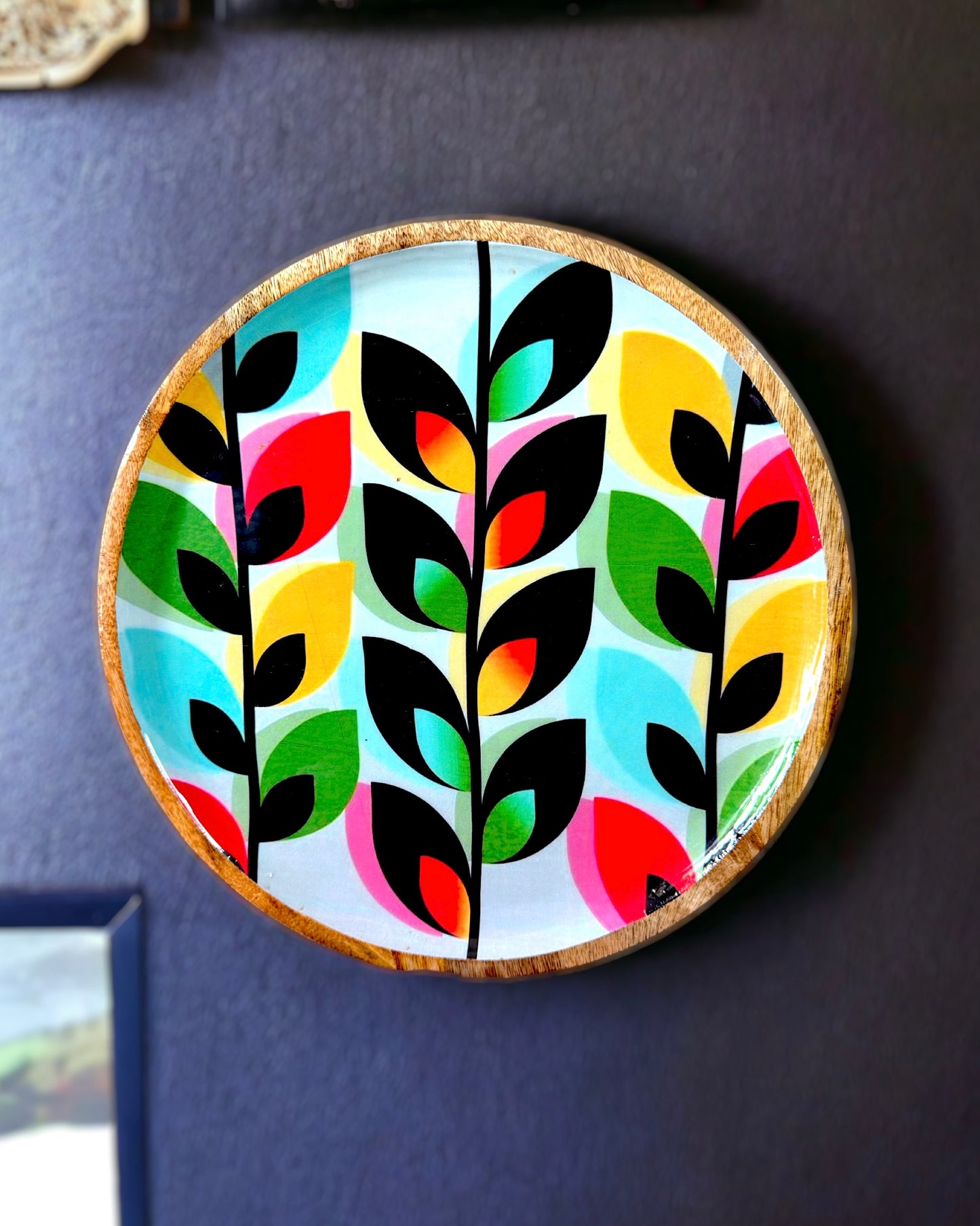 Multicoloured Leaf Pattern Mango Wood Wall Decor Plate - 12 inches