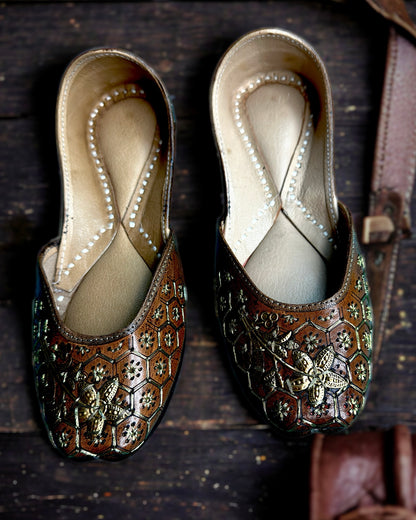 Artisanal Jutti - Brown with Mukaish Work, Flower Design (Pure Leather)