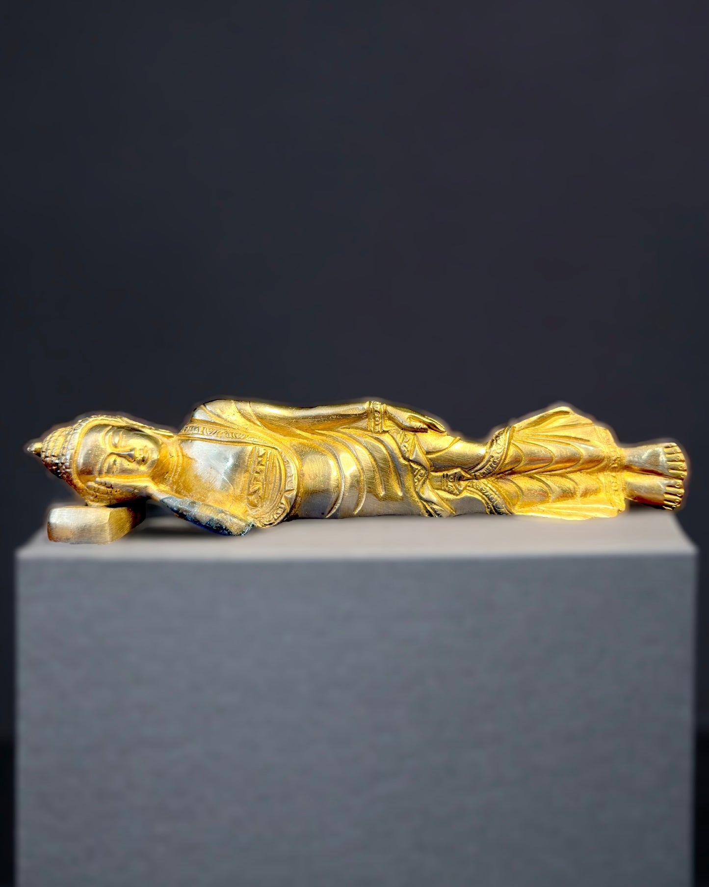 Sleeping Buddha Idol in Brass - 10 inches