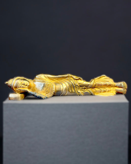 Sleeping Buddha Idol in Brass - 10 inches