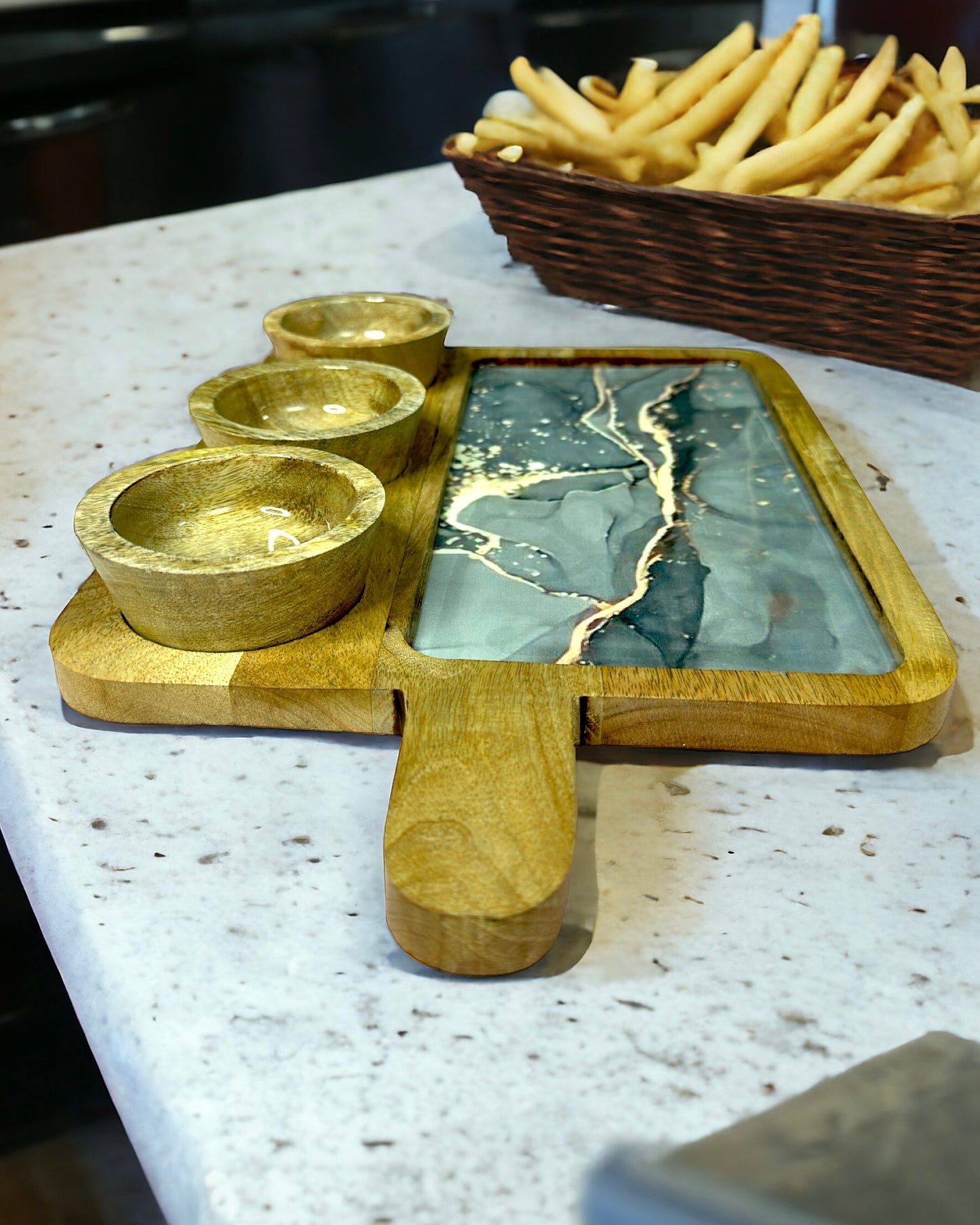 Handmade Mangowood  Serving Platter with Dipping Pot Set