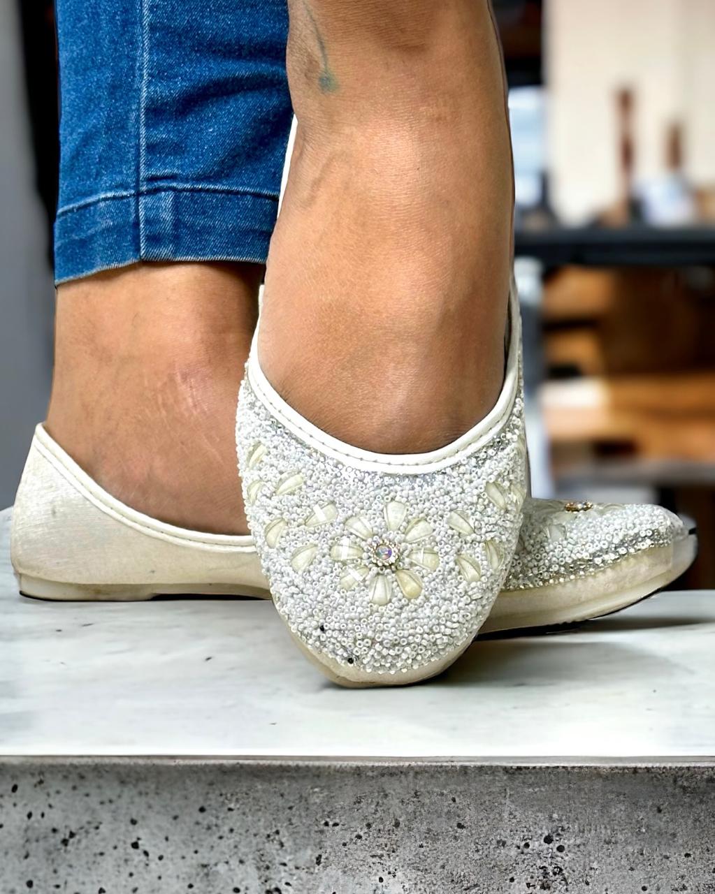 Artisanal White Women Shoes with Stonework Inspired by Rajasthani Mojari Craftsmanship