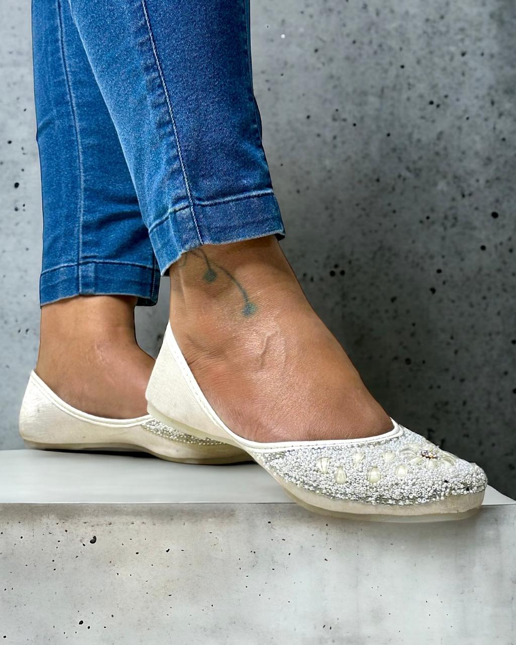 Artisanal White Women Shoes with Stonework Inspired by Rajasthani Mojari Craftsmanship