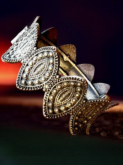 Handcrafted Oxidised Brass Leaf Design Bracelet – Antique Finish Ethnic Jewelry for Women