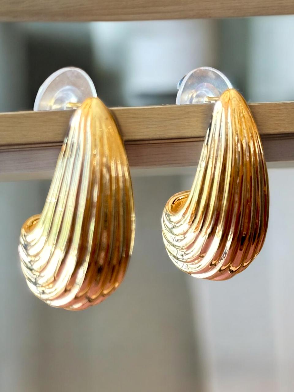 Gold-Plated Teardrop Clip-On Earrings | Ribbed Design | Handmade Accessories